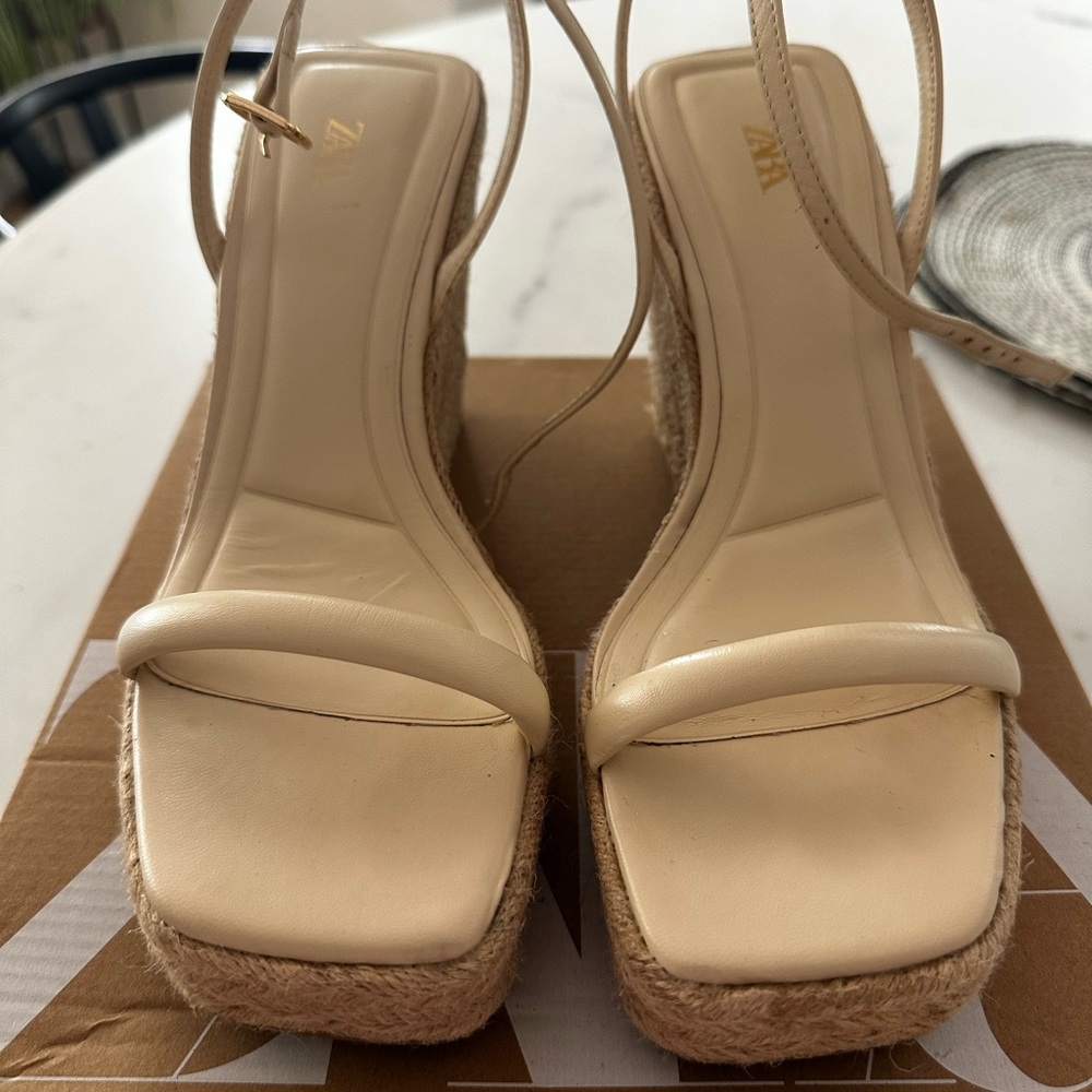 OFF WHITE ZARA LEATHER WEDGES 7.5 US
